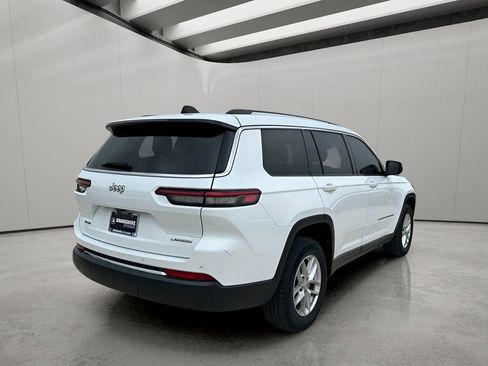 Used 2023 Jeep Grand Cherokee L Laredo w/ Luxury Tech Group I image 5