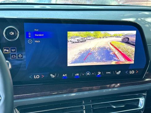 Used 2025 Chevrolet Traverse Z71 w/ LPO, Floor Liner Package image 20