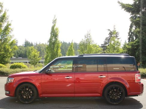 Used 2016 Ford Flex Limited w/ Equipment Group 303A AWD/4WD image 4