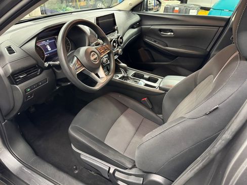 Used 2024 Nissan Sentra SV image 13
