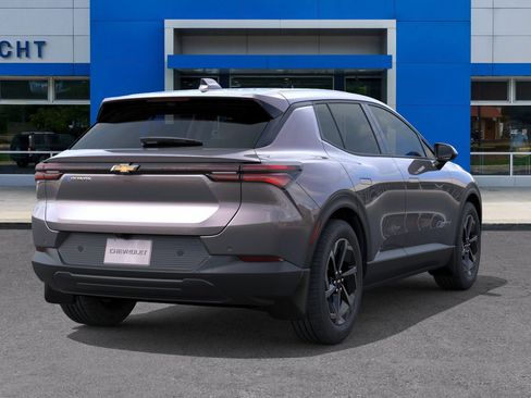 New 2026 Chevrolet Equinox EV LT image 28