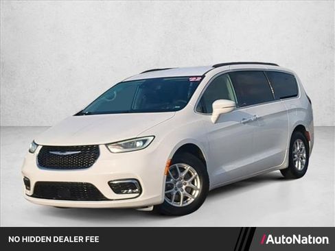 Used 2022 Chrysler Pacifica Touring-L FWD image 1