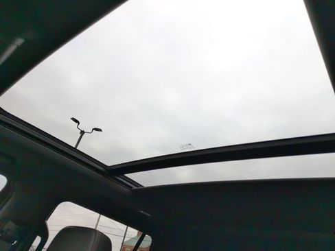 Used 2023 Chevrolet Tahoe RST image 30