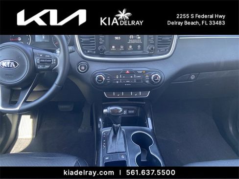Used 2017 Kia Sorento EX image 13