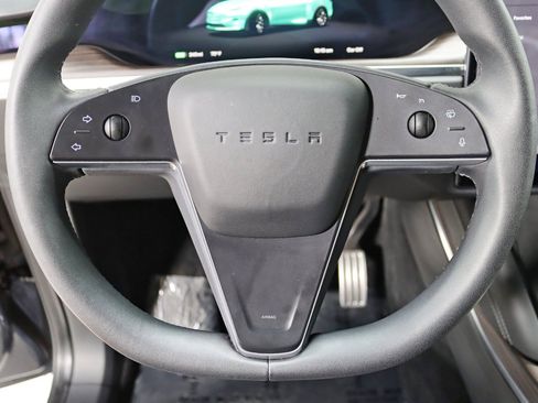 Used 2023 Tesla Model X AWD/4WD image 16