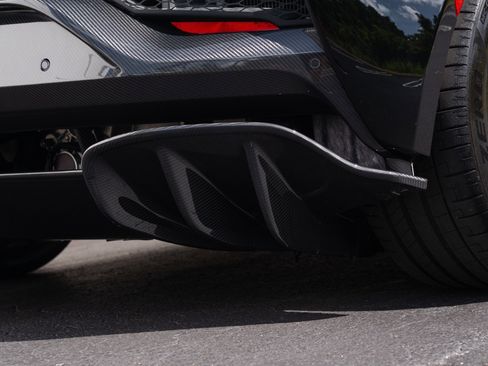 Used 2023 McLaren Artura RWD image 21