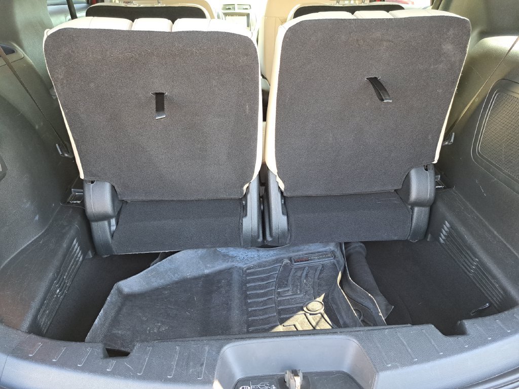 Used 2018 Ford Explorer Platinum AWD/4WD image 30