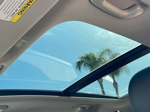 Used 2022 Kia Sorento SX Prestige image 27