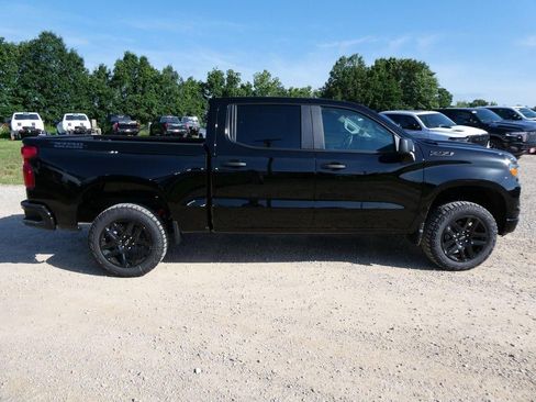 New 2026 Chevrolet Silverado 1500 Custom Trail Boss w/ Dark Appearance Package AWD/4WD image 3