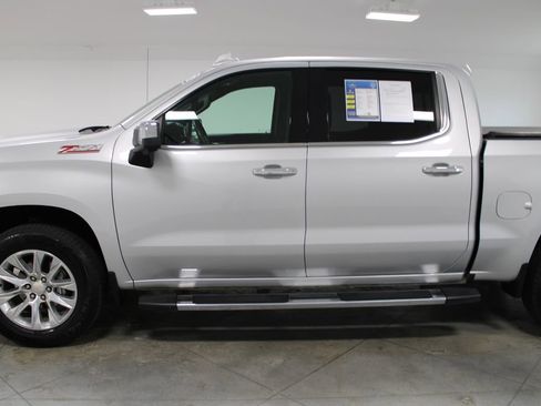 Used 2022 Chevrolet Silverado 1500 LTZ AWD/4WD image 6