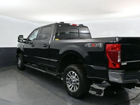 Certified 2020 Ford F350 Lariat w/ Lariat Value Package image 8