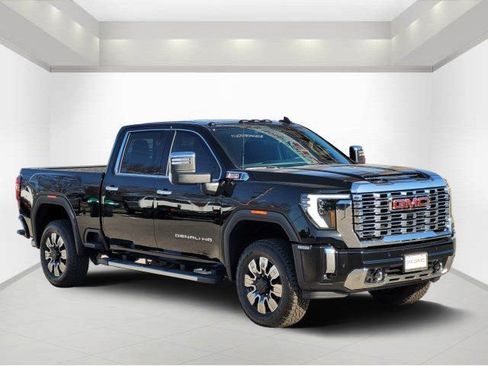 New 2026 GMC Sierra 2500 Denali w/ Denali Reserve Package AWD/4WD image 1