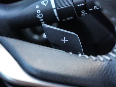 Used 2022 Subaru Ascent Limited w/ Technology Package image 28