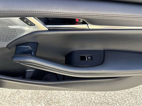 Used 2020 MAZDA MAZDA3 Sedan w/ Preferred Package image 44