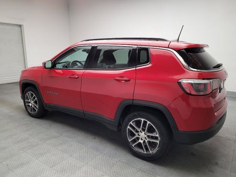 Used 2018 Jeep Compass Latitude w/ Popular Equipment Group FWD image 3