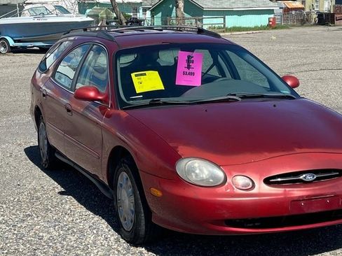 Used 1998 Ford Taurus SE FWD image 2