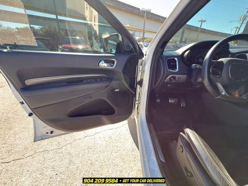 Used 2018 Dodge Durango SRT w/ Trailer Tow Group IV AWD/4WD image 34