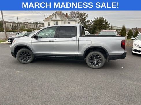 Used 2023 Honda Ridgeline Sport image 8