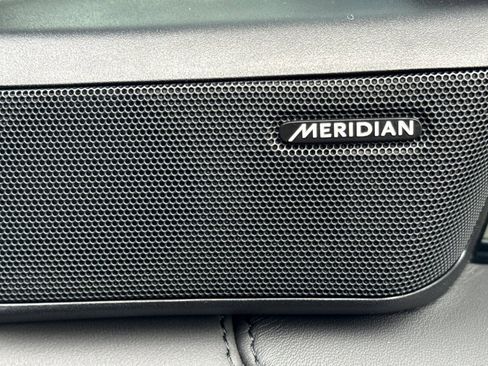 Certified 2023 Land Rover Range Rover SE image 20