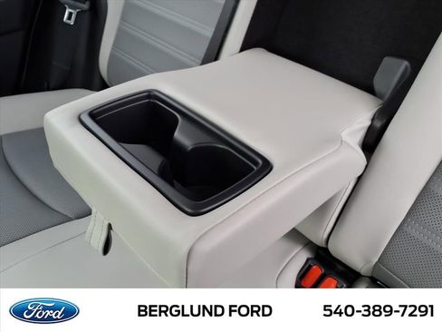 Used 2025 Toyota RAV4 Limited image 35