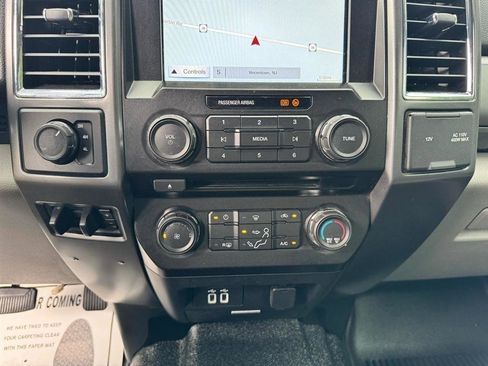 Used 2017 Ford F450 XLT w/ XLT Value Package AWD/4WD image 32