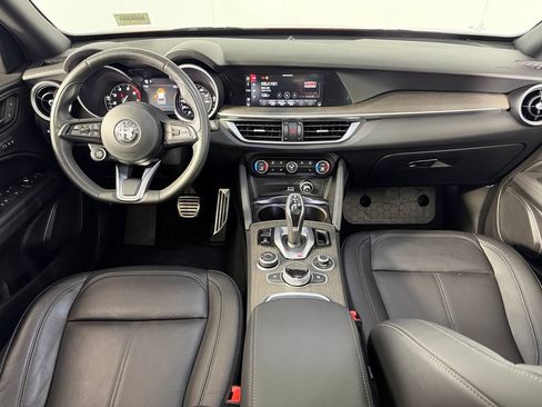 Used 2023 Alfa Romeo Stelvio Ti AWD/4WD image 12