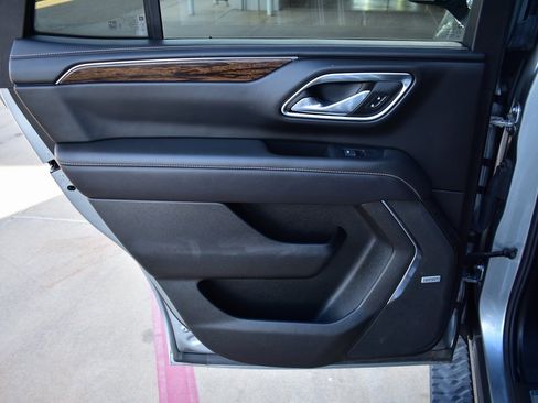 Used 2024 Chevrolet Tahoe Premier image 19