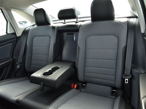 New 2026 Volkswagen Jetta SE image 23