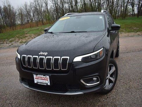 Used 2019 Jeep Cherokee Limited w/ Luxury Group AWD/4WD image 12