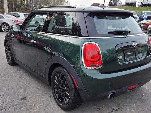 Used 2016 MINI Cooper 2-Door Hardtop image 8