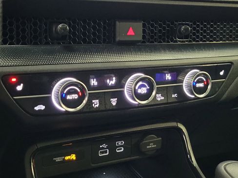 Used 2023 Honda CR-V EX image 29