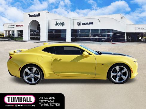 Used 2017 Chevrolet Camaro SS image 8