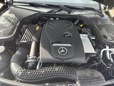 Used 2017 Mercedes-Benz C 300 4MATIC Coupe image 34