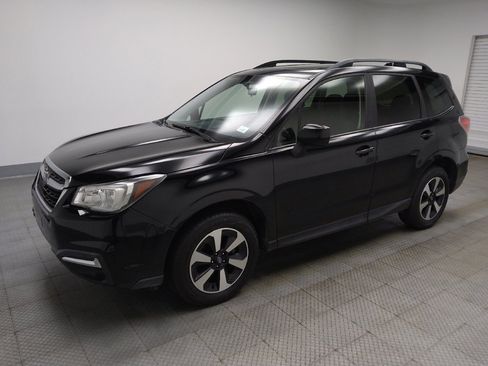 Used 2017 Subaru Forester 2.5i Premium w/ All-Weather Package image 2