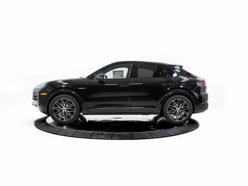 New 2026 Porsche Cayenne E-Hybrid image 2