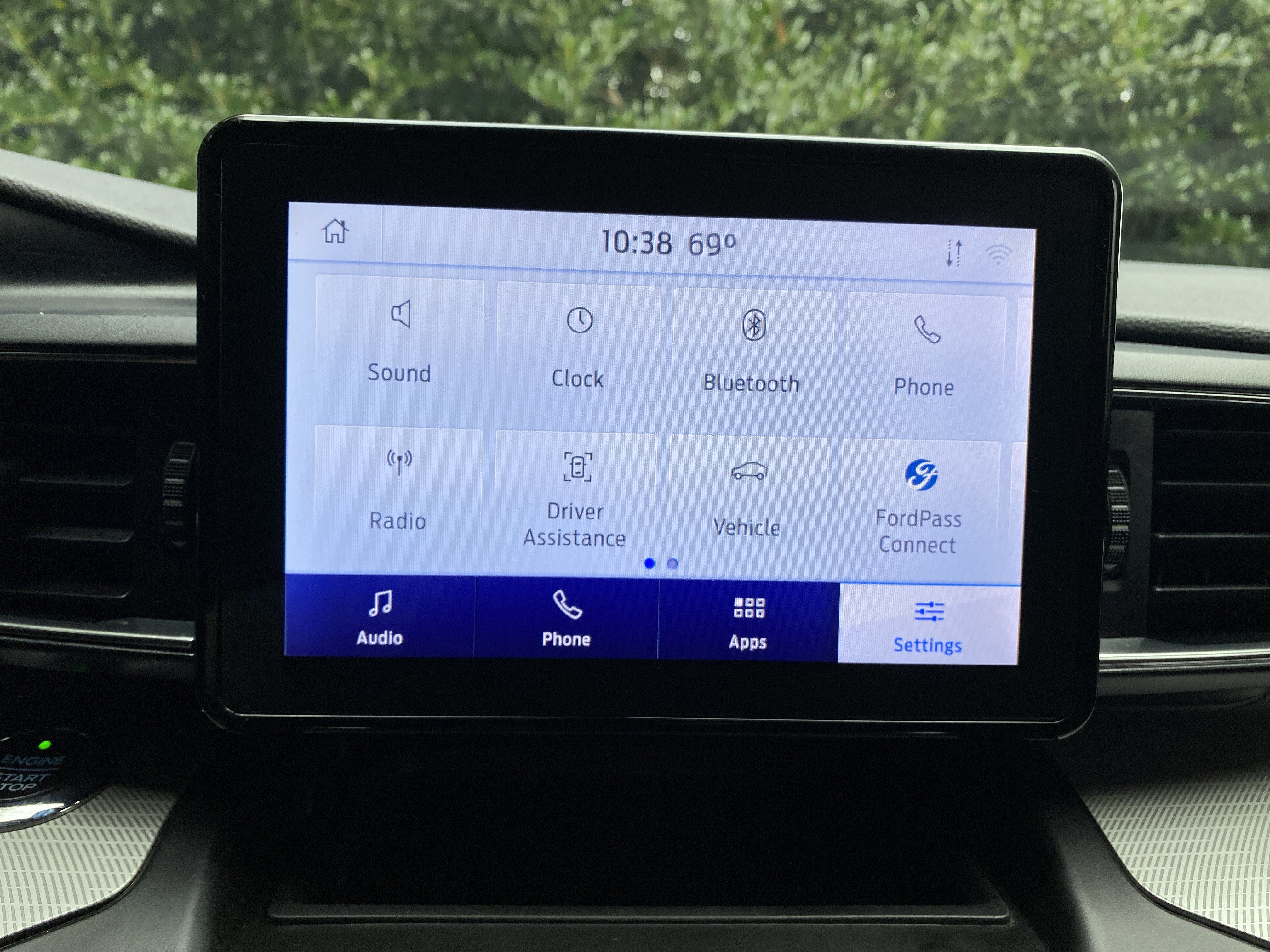 Used 2020 Ford Explorer XLT w/ Equipment Group 202A AWD/4WD image 25