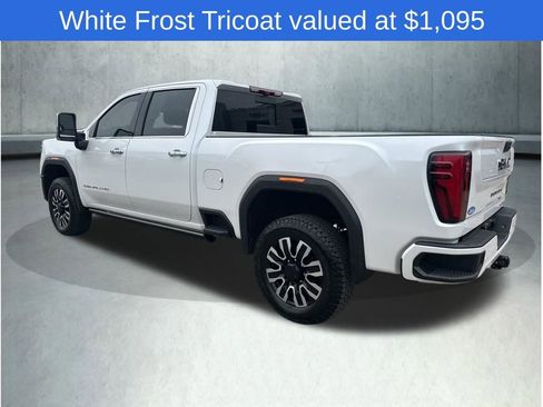 Used 2024 GMC Sierra 2500 Denali Ultimate image 4