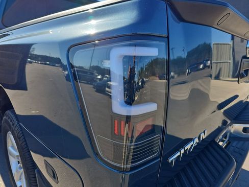 Used 2013 Nissan Titan SV w/ SV Premium Utility Pkg image 35