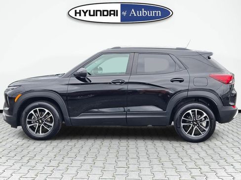 Used 2024 Chevrolet TrailBlazer LT w/ Driver Confidence Package FWD image 7