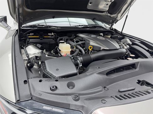 Used 2021 Lexus IS 300 w/ Accessory Package image 13