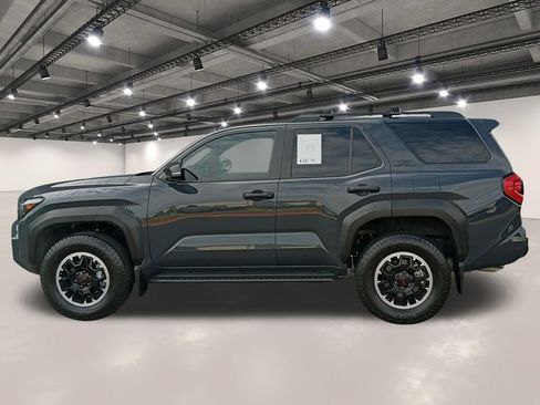 Used 2025 Toyota 4Runner TRD Off-Road AWD/4WD image 13