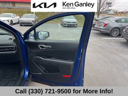 Certified 2025 Kia Sportage EX image 58