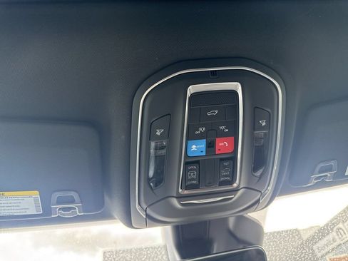 New 2026 Jeep Grand Cherokee Laredo X AWD/4WD image 18