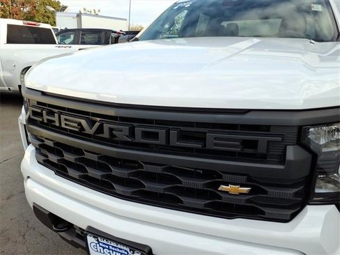 Used 2025 Chevrolet Silverado 1500 Custom image 23
