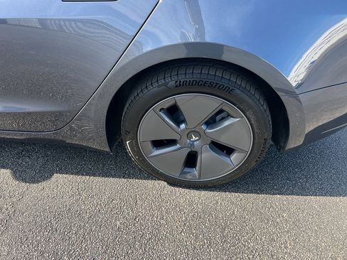 Used 2022 Tesla Model 3 Long Range image 9