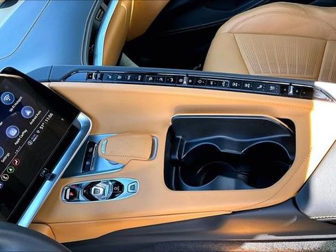 Used 2023 Chevrolet Corvette Stingray Premium Conv w/ Z51 Performance Package image 17