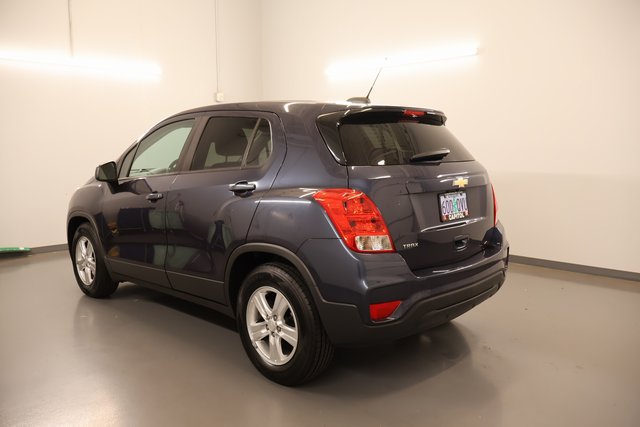 Used 2019 Chevrolet Trax LS w/ Tint and Cruise Package FWD image 4