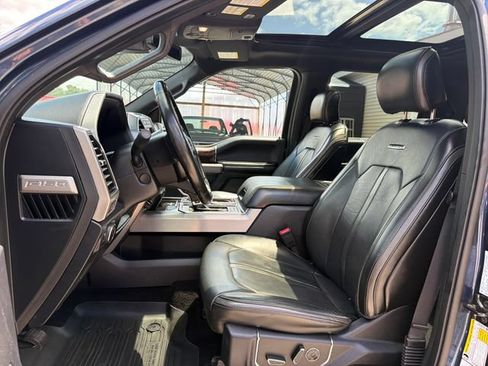 Used 2017 Ford F150 Platinum w/ Equipment Group 701A Luxury AWD/4WD image 10