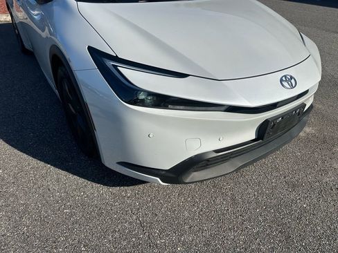 Used 2023 Toyota Prius LE image 13