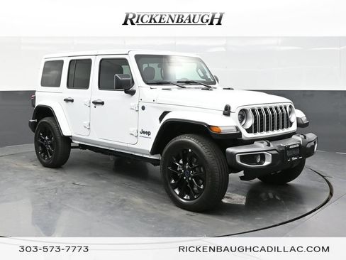 Used 2025 Jeep Wrangler Unlimited Sahara w/ Safety Group AWD/4WD image 1